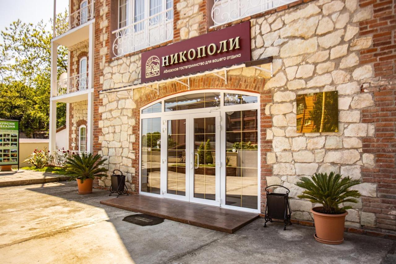 Hotel Nikopoli On Vodopadnaya 21А New Athos Exteriér fotografie