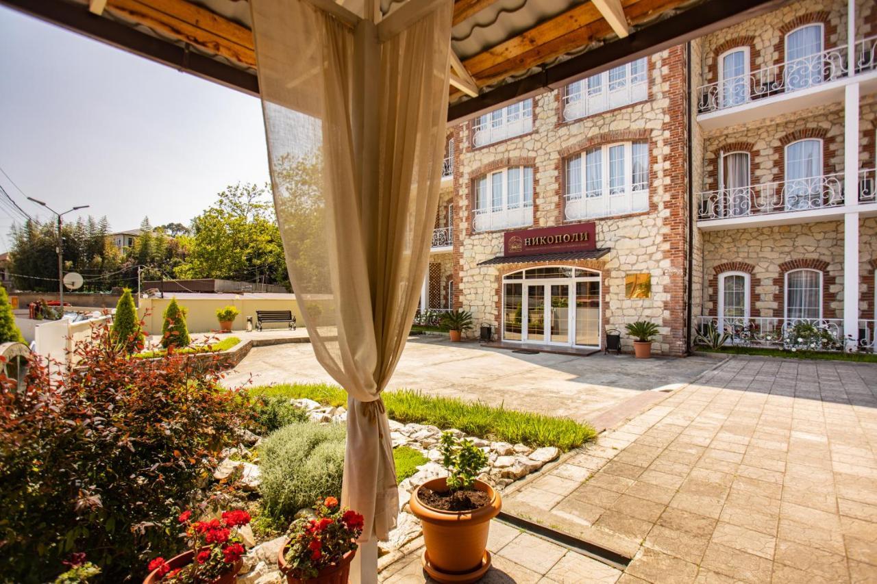 Hotel Nikopoli On Vodopadnaya 21А New Athos Exteriér fotografie