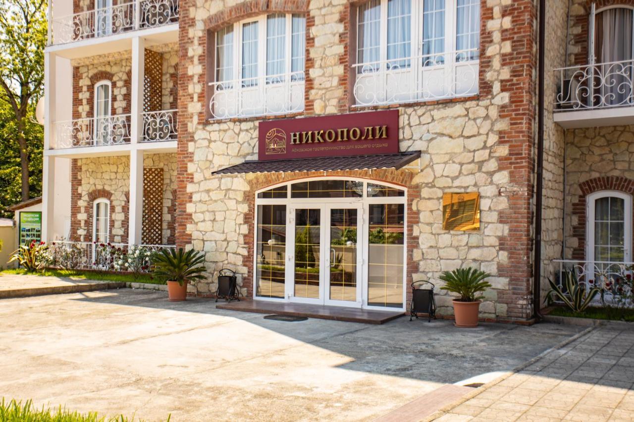 Hotel Nikopoli On Vodopadnaya 21А New Athos Exteriér fotografie